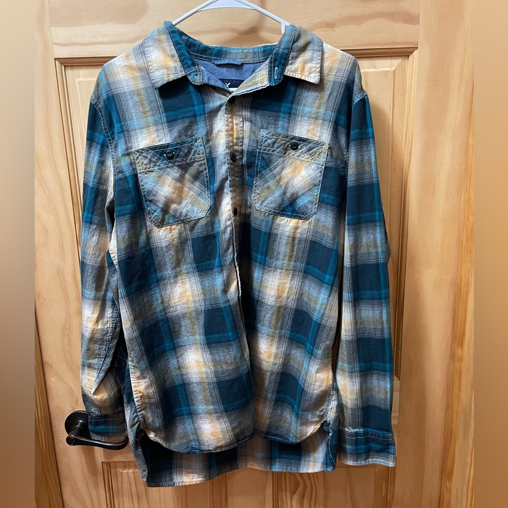 Men’s American Eagle Plaid Button-Up Shirt